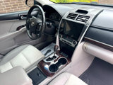 Used 2012 Toyota Camry XLE w/ Leather Pkg image 4
