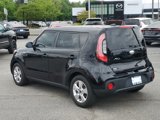 Used 2017 Kia Soul image 3