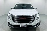 Used 2022 GMC Terrain SLT image 2