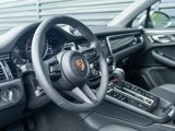 Certified 2025 Porsche Macan Turbo image 4