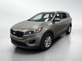Used 2018 Kia Sorento LX image 2