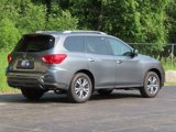Used 2018 Nissan Pathfinder SV image 3