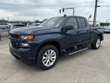 Used 2019 Chevrolet Silverado 1500 Custom w/ Custom Value Package image 3