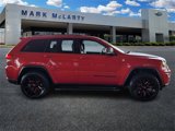 Used 2018 Jeep Grand Cherokee Trailhawk w/ Trailhawk Luxury Group image 2