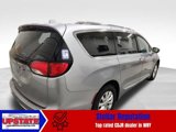 Used 2019 Chrysler Pacifica Touring-L image 3