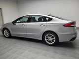 Used 2020 Ford Fusion SE image 3