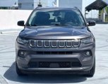 Used 2022 Jeep Compass Latitude image 2