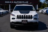 Used 2015 Jeep Cherokee Sport image 3