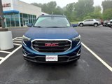 Used 2020 GMC Terrain SLE w/ Driver Convenience Package image 2