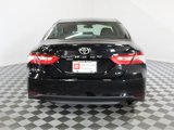Used 2018 Toyota Camry LE image 5