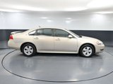 Used 2009 Chevrolet Impala LT w/ Luxury Edition Package image 3