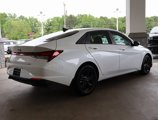 Used 2022 Hyundai Elantra SEL image 5