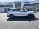 Used 2022 Chevrolet Equinox RS image 2