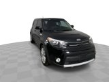 Used 2019 Kia Soul + image 2