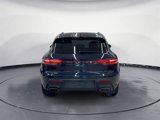 Certified 2022 Porsche Macan image 6