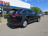 Used 2019 Kia Sorento LX image 3