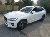 Used 2022 Volvo XC60 B5 Momentum w/ Climate Package image 2