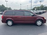 Used 2020 Dodge Grand Caravan SE w/ UConnect Hands-Free Group image 4