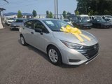 Used 2025 Nissan Versa S image 4