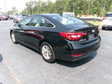 Used 2017 Hyundai Sonata SE image 5
