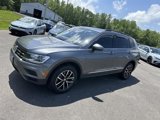 Certified 2021 Volkswagen Tiguan SE w/ Panoramic Sunroof Package image 3