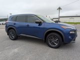 Used 2023 Nissan Rogue S image 3