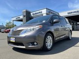 Used 2015 Toyota Sienna XLE image 4