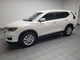 Used 2017 Nissan Rogue SV image 2