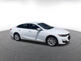 Used 2023 Chevrolet Malibu LT image 2