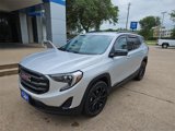Used 2021 GMC Terrain SLE w/ Driver Convenience Package image 2
