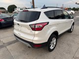 Used 2017 Ford Escape SE w/ Equipment Group 201A image 5