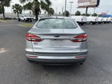 Used 2020 Ford Fusion SE image 5