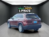 Used 2019 Jeep Cherokee Latitude w/ Cold Weather Group image 2