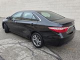 Used 2017 Toyota Camry SE image 3