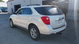 Used 2015 Chevrolet Equinox LT w/ Driver Convenience Package image 2