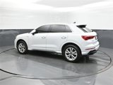 Used 2022 Audi Q3 2.0T Premium w/ Convenience Package image 5