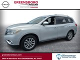 Used 2015 Nissan Pathfinder SV w/ Cargo Package image 3