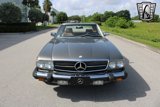 Used 1987 Mercedes-Benz 560 SL image 3