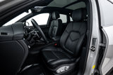 Used 2025 Porsche Macan image 5
