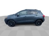Used 2022 Chevrolet Trax LT w/ Premium Seat Package image 5