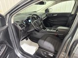 Certified 2024 Ford Edge SE image 2