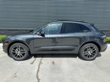 Used 2025 Porsche Macan image 2