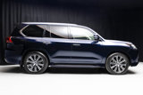 Used 2020 Lexus LX 570 4WD w/ 3rd Row & Luxury Pkg image 2