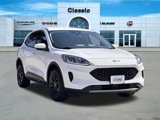 Used 2021 Ford Escape SE image 2