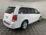 Used 2018 Dodge Grand Caravan SXT w/ Rear Park Assist Package image 5
