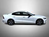 Used 2024 Volvo S60 B5 Core image 4