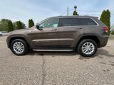 Used 2021 Jeep Grand Cherokee Laredo image 2