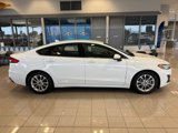Used 2019 Ford Fusion SE image 2
