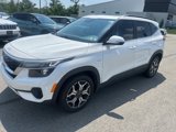 Certified 2022 Kia Seltos EX image 3