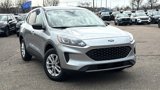 Certified 2022 Ford Escape SE w/ Cold Weather Package image 2